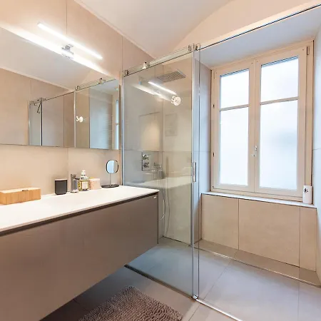 Lägenhet Porta Nuova Comodita In Centro A *